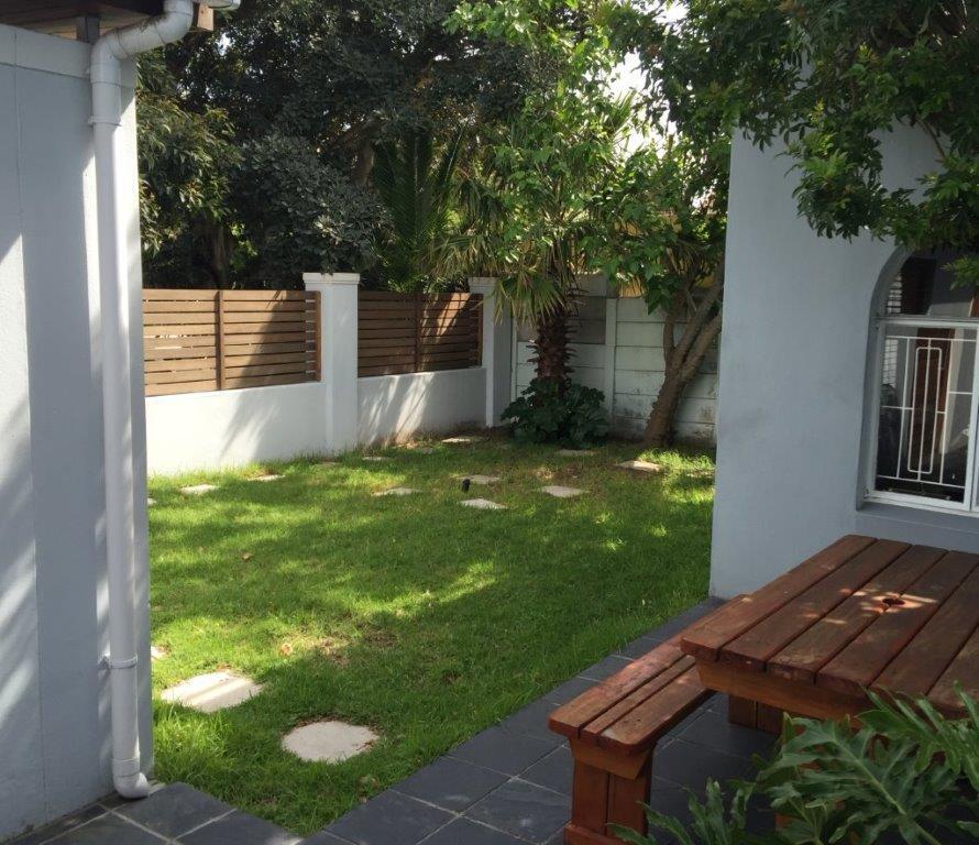 To Let commercial Property for Rent in Claremont Western Cape